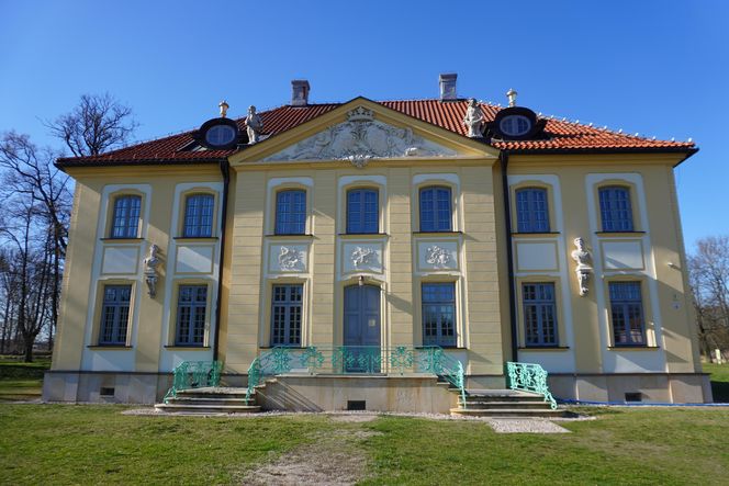 Pałace Branickich w Polsce