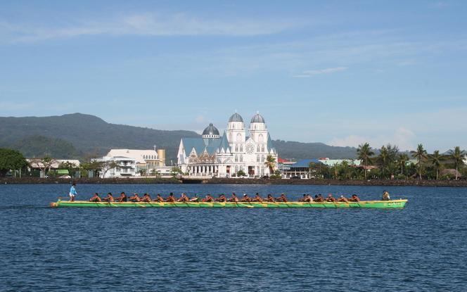 Wioślarze w Apia na Samoa