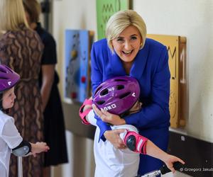 Ludzie byli w szoku jak zobaczyli w co ubrała się Agata Duda! Nowy wygląd robi wrażenie