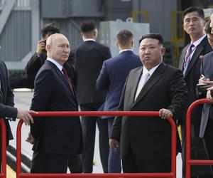 Putin i Kim Dzong Un - pomoc militarna