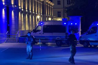  Atak siekierą na UW