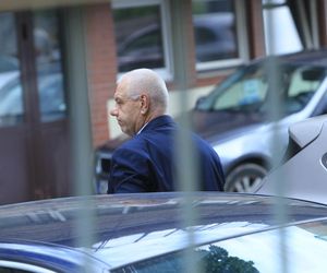 Zjechali na spotkanie do siedziby PiS na Nowogrodzką  -- 
