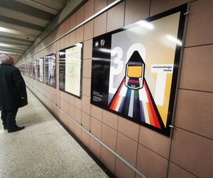 30 lat metra w Warszawie. Odsłonięcie mozaiki