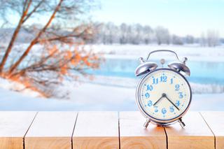 Zmiana czasu na zimowy - jak wpływa na organizm i czy jest konieczna?