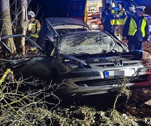 Obice. Śmiertelny wypadek kobiety i mężczyzny. Znaleźli ich policjanci [ZDJĘCIA].