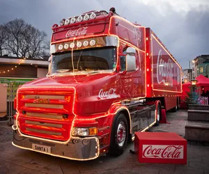 Świąteczna ciężarówka Coca-Coli w grudniu ruszy w trasę. Czy pojawi się w Olsztynie?