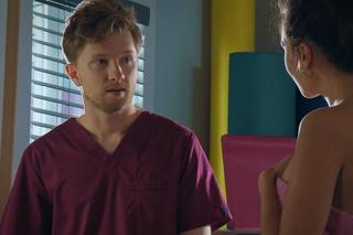 M jak miłość odc. 1713. pacjentka Klaudia (Angelika Smyrgała), Łukasz (Jakub Józefowicz) 