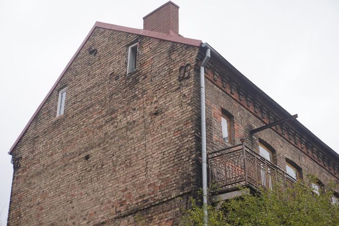 Opuszczona zabytkowa kamienica przy ul. Sienkiewicza w Białymstoku