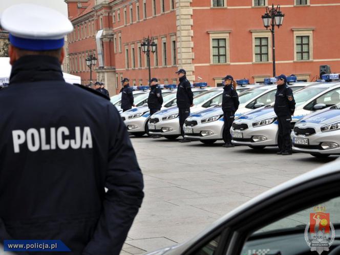 Nowe radiowozy Kia Cee'd dla warszawskiej policji