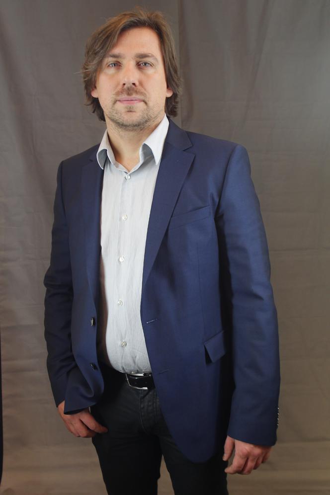 AGENT TOMEK VS. WILKI PUTINA.