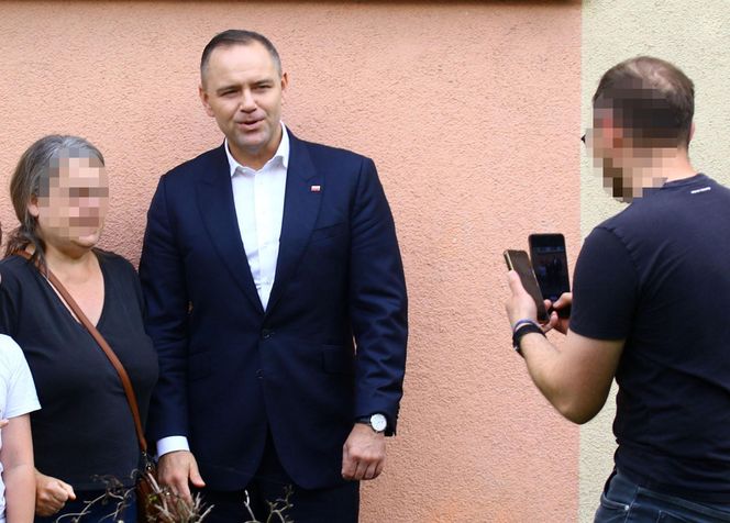 Prezydent Nawrocki zajrzał na stare śmieci