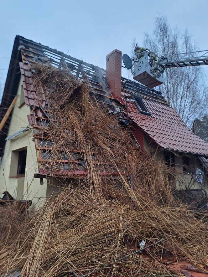 Pożar domu jednorodzinnego w Sławicy