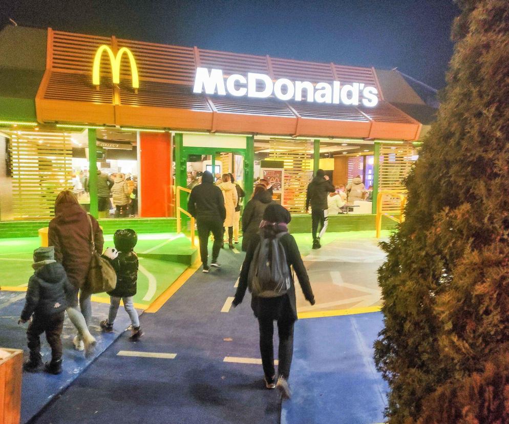 McDonalds w Nowy Rok 1 stycznia 2024. Czy jest otwarty? Do której godziny?