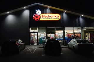 Biedronka czynna prawie do północy!