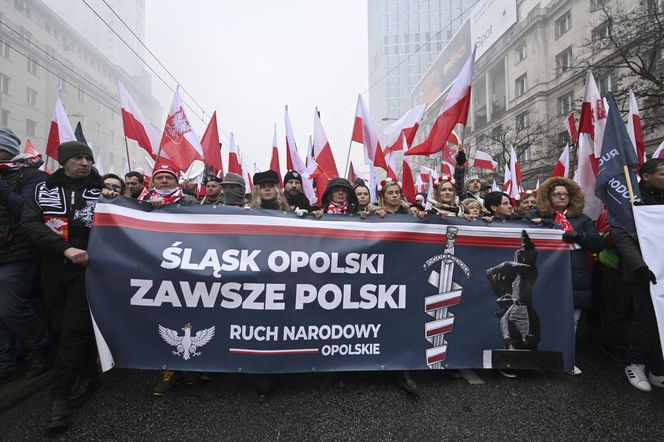 Marsz Niepodległości 2025 na żywo. Relacja z Warszawy. "Chcę zobaczyć Polskę samodzielną i niezakompleksioną"