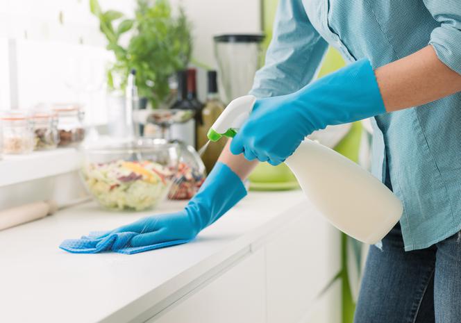 Jak sprzątać mieszkanie, gdy masz alergię?