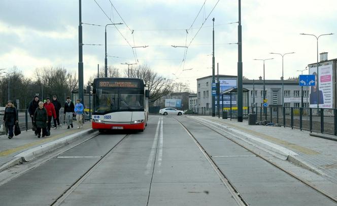 W Dąbrowie Górniczej zaczęły działać przystanki autobusowo-tramwajowe