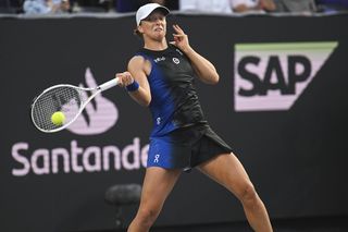 World Tennis League 2024. Iga Świątek wraca do gry. Na początek towarzyski turniej w Abu Zabi. Tak wygląda plan gier