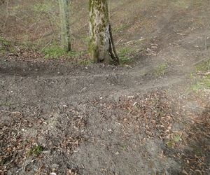 Ten wyjątkowy obiekt na Mazurach ma ponad 2 tysiące lat. Jest regularnie dewastowany