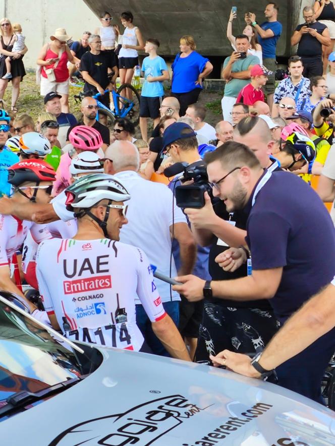 Tour de Pologne w Katowicach. Kolarze bawią się z kibicami