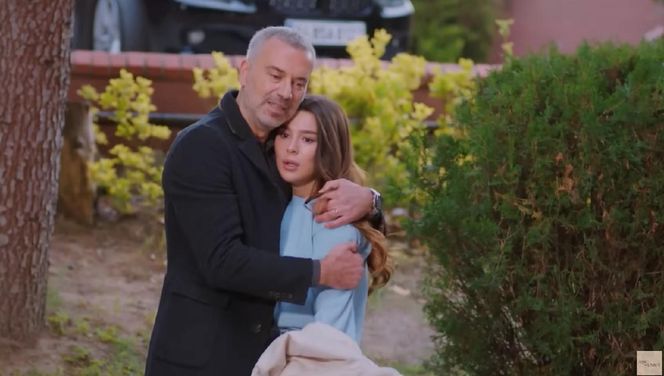 Miłość i nadzieja odc. 316. Zeynep, Bulent