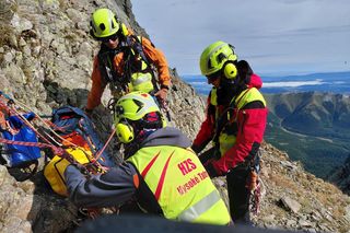 Nie żyje 32-letnia Polka. Na oczach turystów spadła ze stu metrów