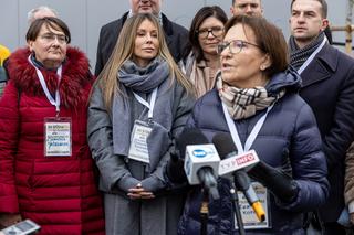 Ewa Kopacz i Małgorzata Rozenek-Majdan zbierają podpisy pod obywatelskim projektem ustawy o finansowaniu in vitro