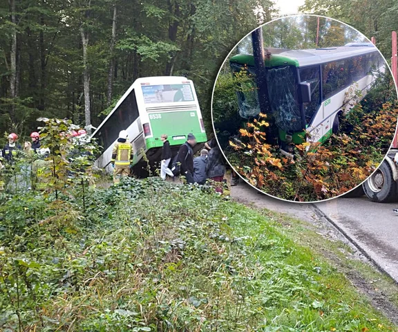Autobus z uczniami zderzył się z ciężarówką!