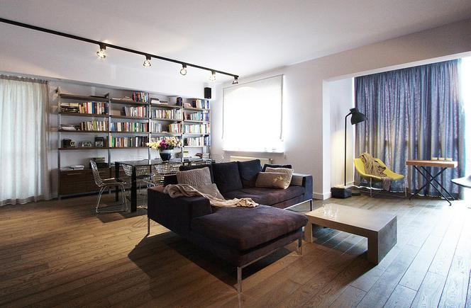 Aranżacja wnętrza salonu w stylu loft