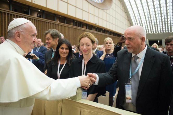 Papież Franciszek spotykał się na przestrzeni lat z gwiazdami
