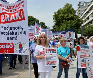 Pielęgniarki apelują do marszałka Hołowni. Zapowiadają walkę o wynagrodzenia