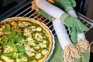 Owoce, warzywa, gotowe dania zrobione na szydelku