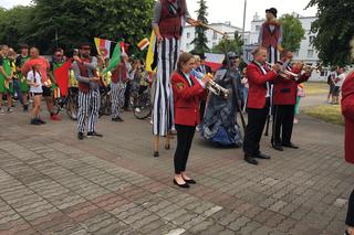 Parada z okazji Jarmarku Spichrzowego