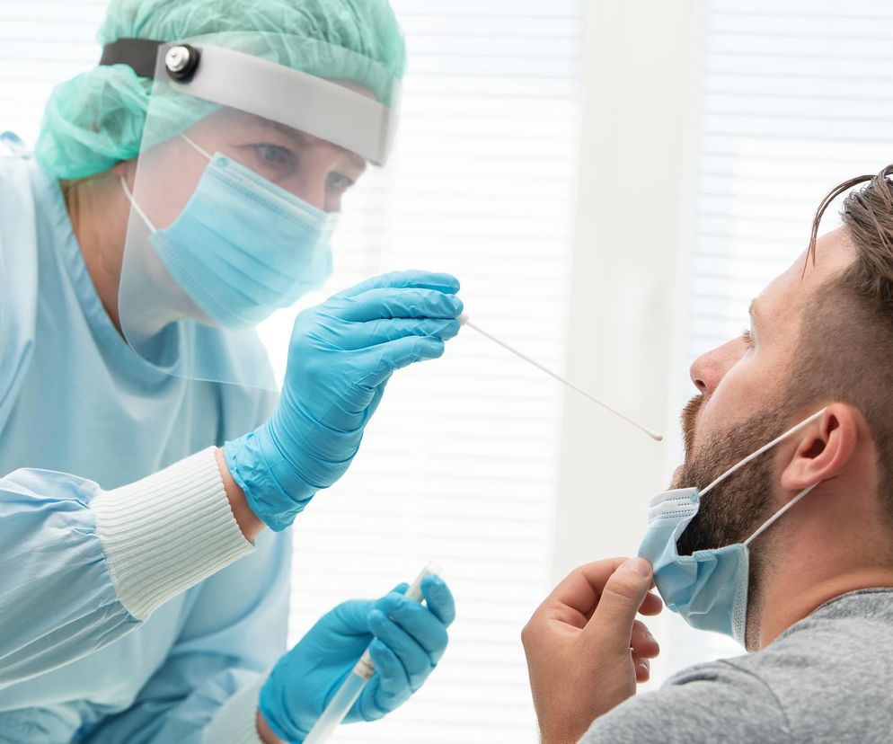 Eris i Pirola w Polsce. Oceniamy skalę zagrożenia 