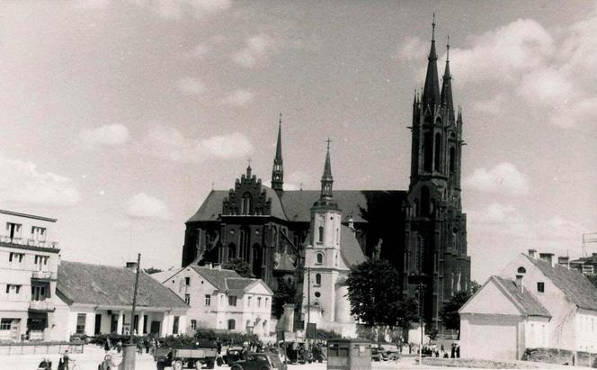 Rynek Kościuszki w Białymstoku. Tak zmieniał się centralny plac miasta od XIX wieku