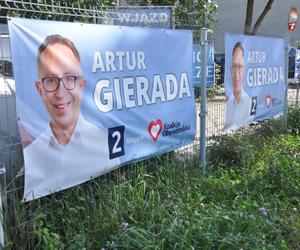 Kampania wyborcza w Kielcach. W śródmieściu najwięcej plakatów kandydatów do Sejmu i Senatu