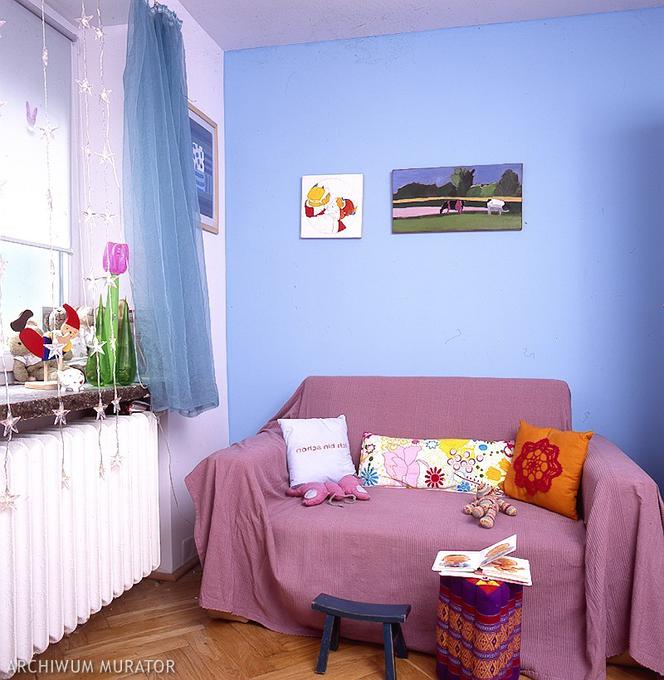 niebieskie-ściany-pokoje-dla-dzieci
