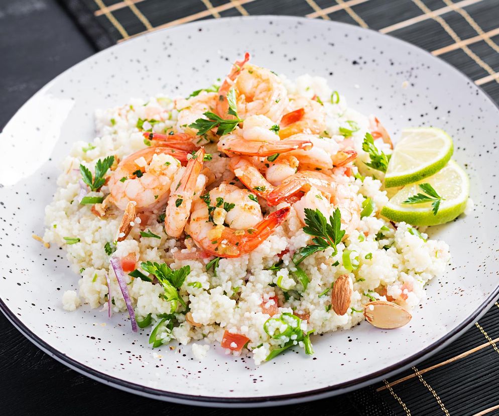 Idealna sałatka na lekki lunch. Wystarczy kilka składników i danie gotowe
