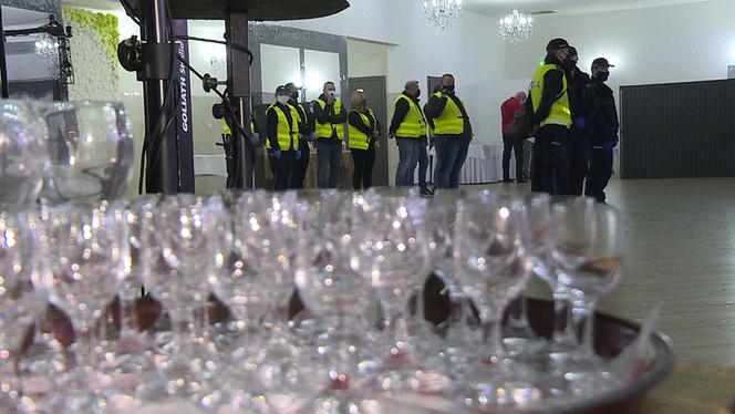 Państwo młodzi uciekli przed policją