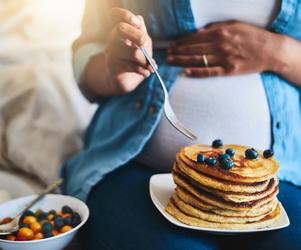 Śniadania, które zmniejszą na poranne mdłości - te proste dania uratują twój dzień