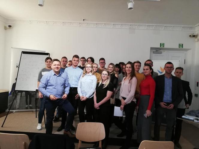Zakończyła się III edycja Świętokrzyskiej Szkoły Liderów!