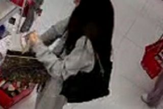 Kradzież kosmetyków w Rossmannie