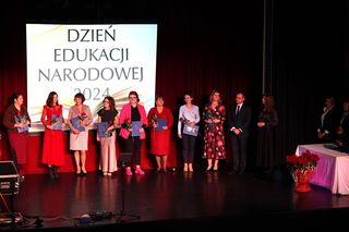 Nauczyciele z Iławy z wyróżnieniami i medalami