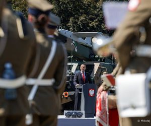 Defilada wojskowa 15 sierpnia w Warszawie