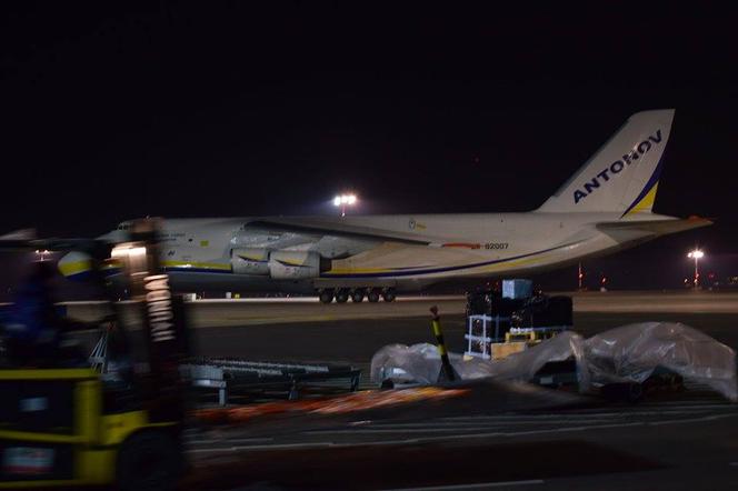 4 An-124 Rusłan wylądował w Łodzi po godz. 18