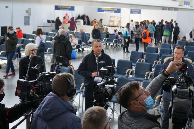 Poznań pomaga uchodźcom z Ukrainy. Przeniesiono punkt recepcyjny