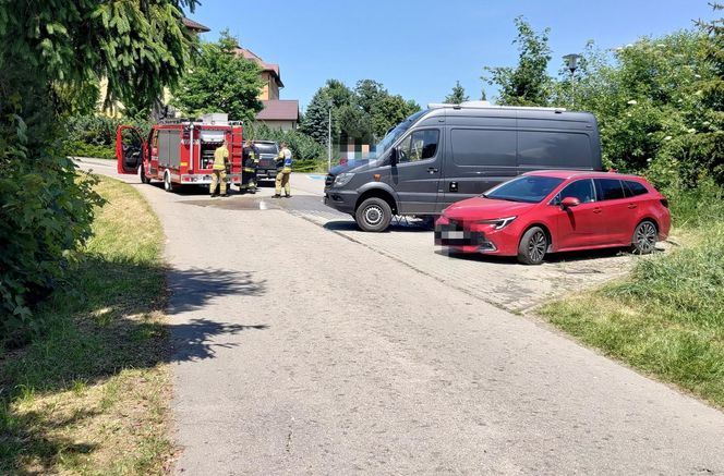 Kobieta zastrzelona na parkingu przy szkole. Znaleziono też ciało jej męża