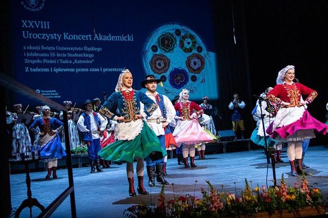 Studencki Zespół Pieśni i Tańca „Katowice" świętował jubileusz 55-lecia działalności 