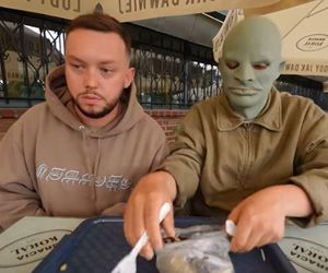 Książulo z wizytą w Częstochowie. Odwiedził bar przy Jasnej Górze