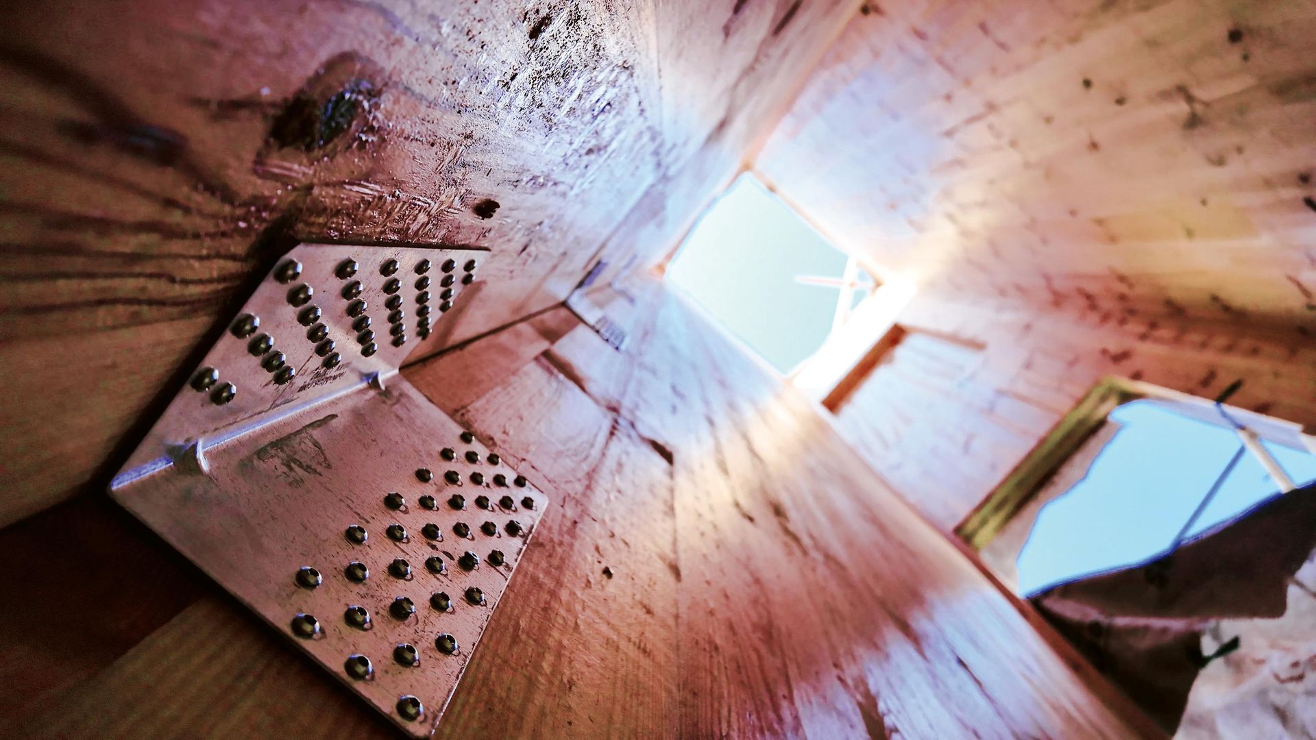 Drewniany biurowiec w Wielu